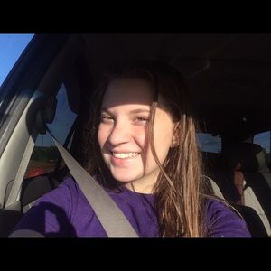 Meet your Posher, Rebekah